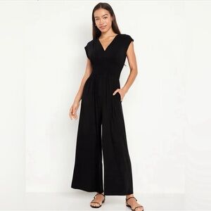 Women’s black jumpsuit/romper NWT